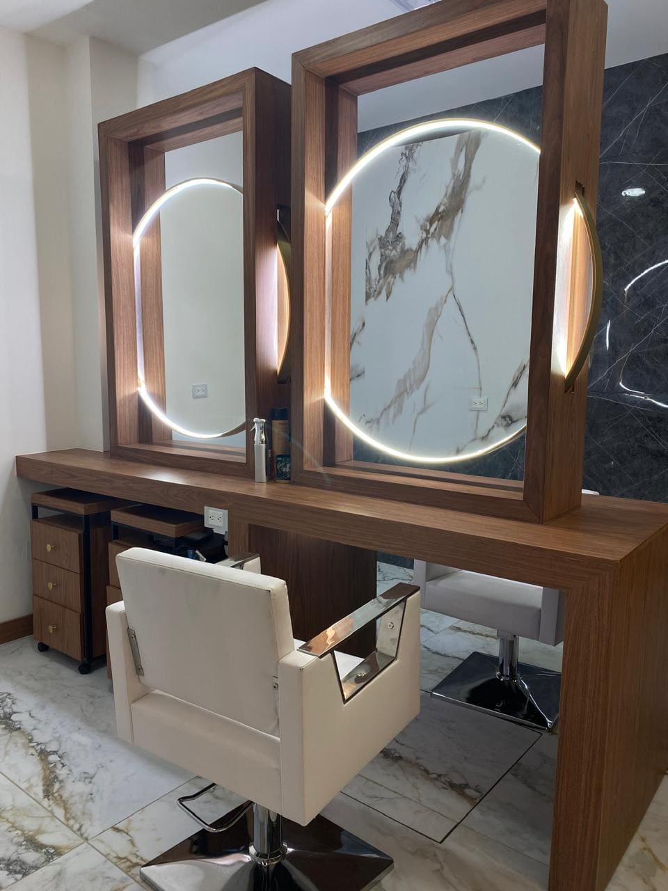 Salón y Estilismo